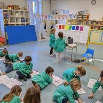 Learning colours and more - Kindergarten