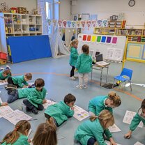 Learning colours and more - Kindergarten