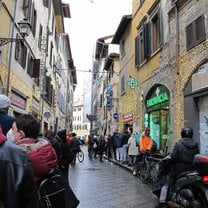 Waiting for a panino on my first day in Florence