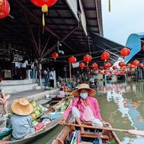 Floating Market 