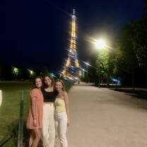 11 pm Eiffel Tower sparkles