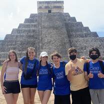 Friends at Chichen Itzá