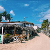 Road closest to the beach 