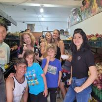 Learning about fruits and vegetables in Colombia 