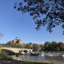 Halle.