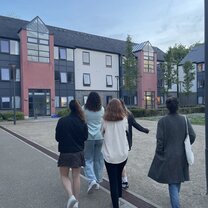 Friends and roomates headed back to Belgrove after an afternoon in Dublin!