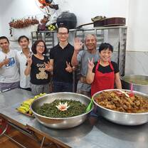 IVHQ_Vietnam_FoodOutreach1