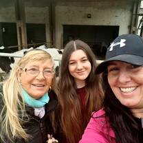 Fun visit at Can Gel with Mónica and Sandra