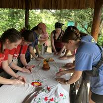 Making corn tortillas