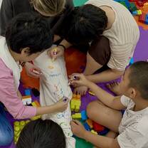 The kids loved to paint so we decided why don’t we paint my pants to remember them 