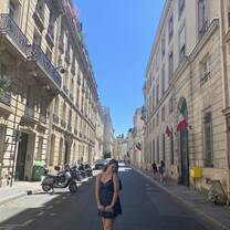 Wandering the streets of Paris
