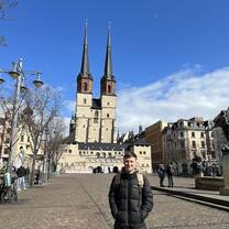 Halle town square