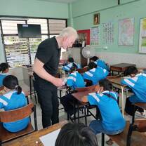 Providing individual help in a group class