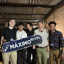Máximo Nivel TEFL toast 