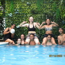 pool party