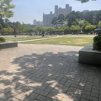 Picture of the main square on a warm day in May