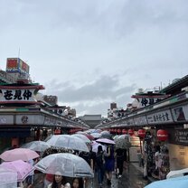 Rainy day at Sensoji
