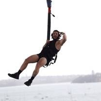 Bungee Jumping 