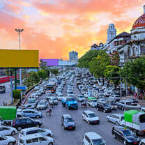 a busy intersection in the city