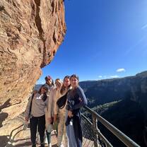 Hiking around The Blue Mountains with friends from the TEAN program