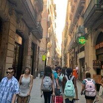 Walking to hotel upon arrival 