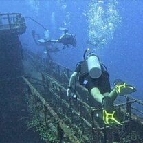 Diving a wreck in Statia