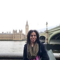 Me, Xiomara, in front of Palance of Westminster