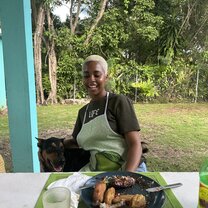 V2’s Rocco $teals the show :D