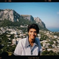 Me in the island of Capri, where the program took us. Made very good memories those couple of days
