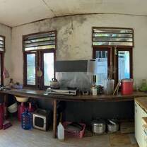 I feel so sorry for the poor cook that has to work in this kitchen every day