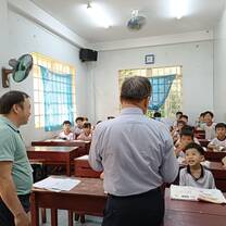 English practice with students