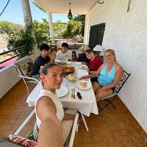 Fun meal time at Pilar’s!