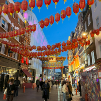 Lanterns and city life in Chinatown