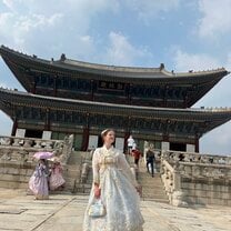 Sightseeing Seoul in traditional Korean clothing hanbok