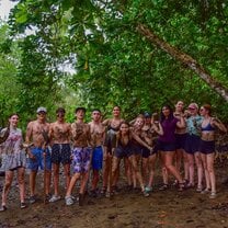 Mud fight 