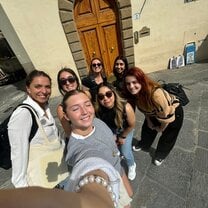 End of Week 1: Exploring the city together to complete our first group projects. So much fun!!