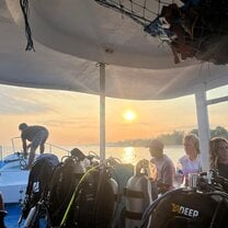 Sunrise dive
