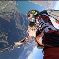 SwitzlerandSkydiving