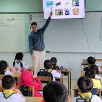 Presenting the language topic to my TEFL class.