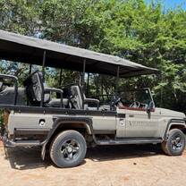 Game drive truck