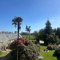 Group picnic outside the chateau :)