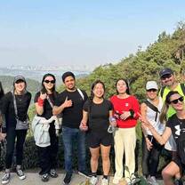 Hiking adventure in the scenic tea mountains of Hangzhou!