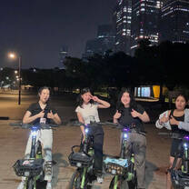 Riding bikes at Han river