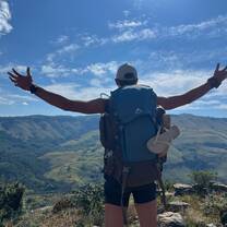 Num num trial hike