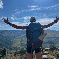 Num num trial hike