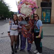  With two classmates in Leipzig, with Mr. Eggman, who won the Guinnes world record for transporting the most numbers of eggs in a basket.