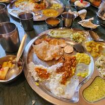 Meal at Bengaluru's Oldest Tiffin Room!