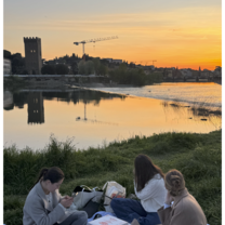 sunset picnic by the Arno river!