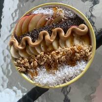 Smoothie bowls are infinitely better in a tropical location