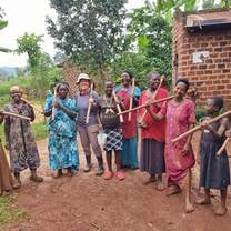 Hoe, hoe, hoe. The Buyange Women's Group